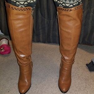 Cognac Boots